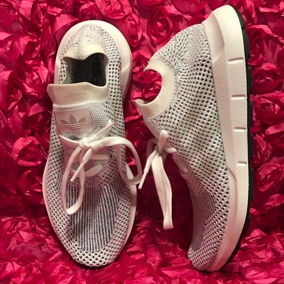 Adidas zapatos hombre blanco Swift Run primeknit zapato poshmark textil Adidas zapatos hombre blanco Swift Run primeknit zapato poshmark textil